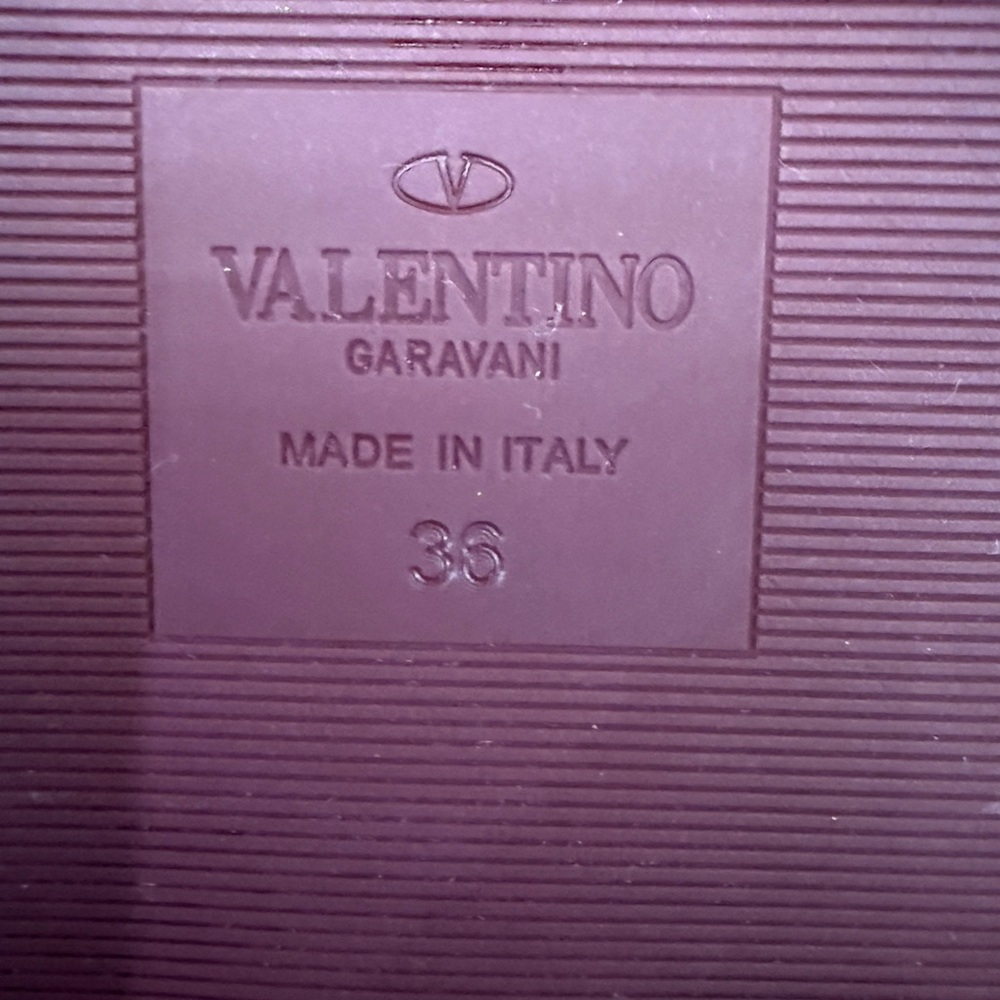 Valentino Garavani Rose Edition Sandals - Picture 5 of 8